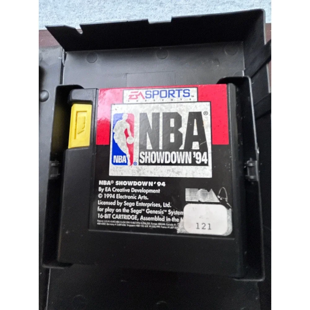 NBA Showdown 94 Sega Genesis EA Sports Basketball Game CIB Case Manual